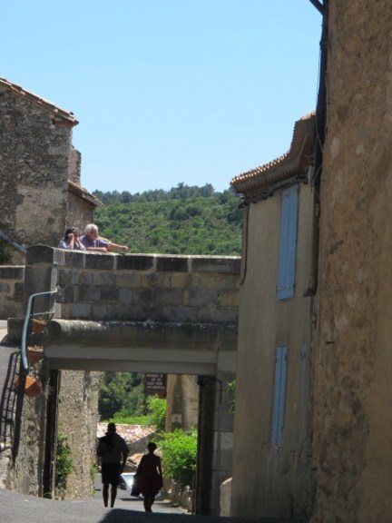 romeo and juliet on the bridge
