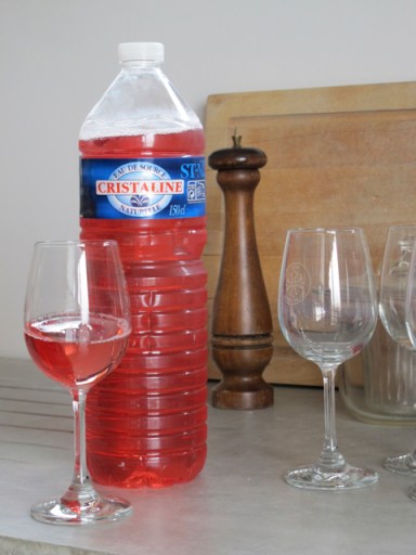 ...and another glass of Rose.  ONe of the many perks of living around here is the access to delicious, cheap wines served from tap straight out of the wall of our cave co-ops - simply BYO your own bottle